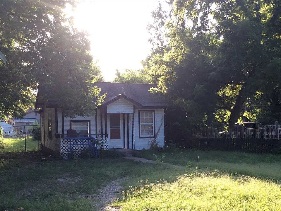 2nd image of 1407 N Estelle Ave