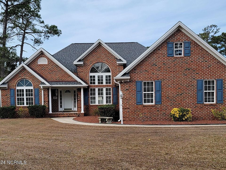 1st image of 205 Spruce Drive