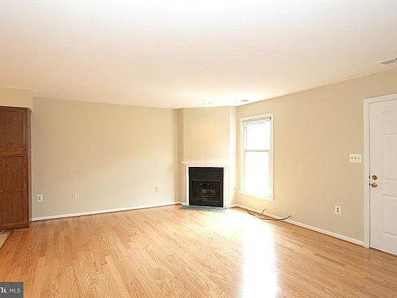 5th image of 4137 11th St N