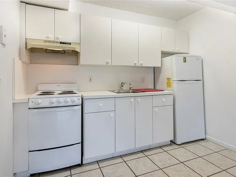 1400 SW 124th Ter #105Q — Photo 4