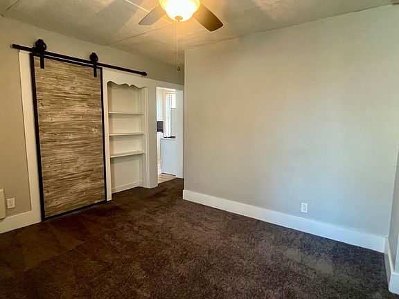 5th image of 1114 W Jefferson Blvd APT 3