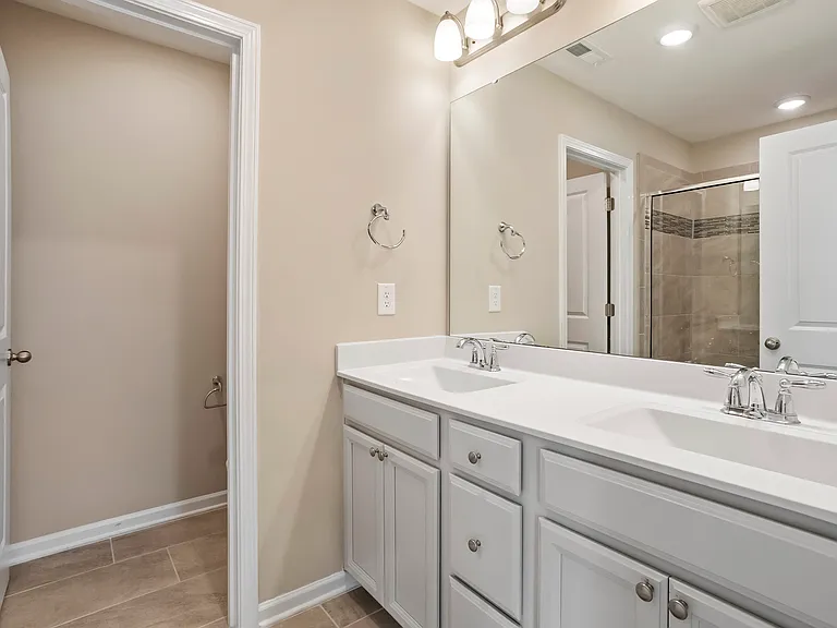 210 Adobe Pl — Photo 22