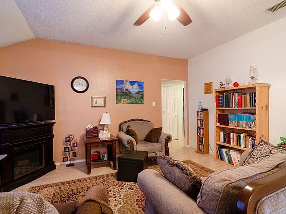 5th image of 1209 Brittany Way