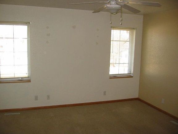 5th image of 707 E San Marnan Dr