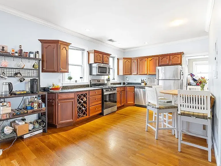 106 Chester St #3 — Photo 3