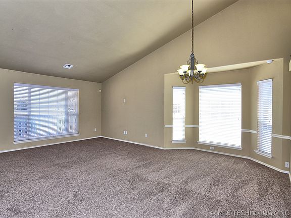 4th image of 4718 S 194th East Ave