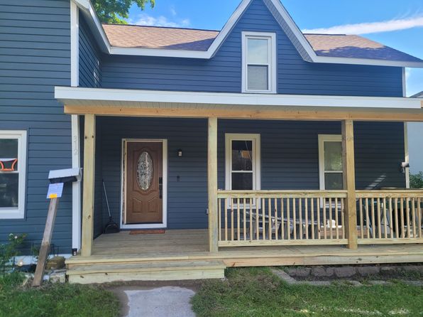 312 W Upton Ave, Reed City, MI 49677