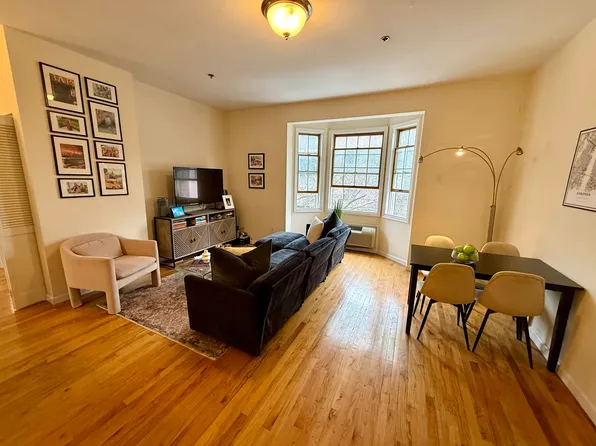 100 Garden Street image 1 of 10