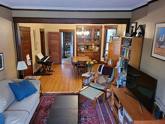 3rd image of 4241 N Damen Ave #2
