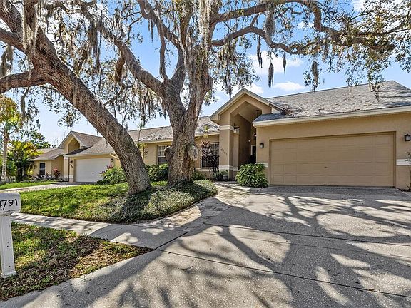 3rd image of 4791 Klosterman Oaks Blvd