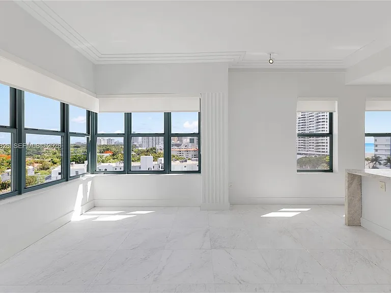 2421 Lake Pancoast Dr #7A — Photo 3