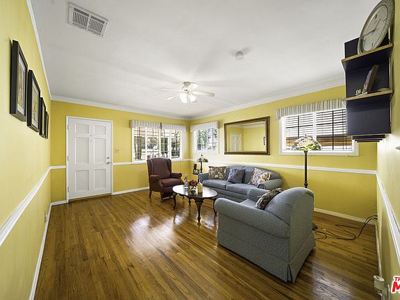 3rd image of 3335 Santa Carlotta St