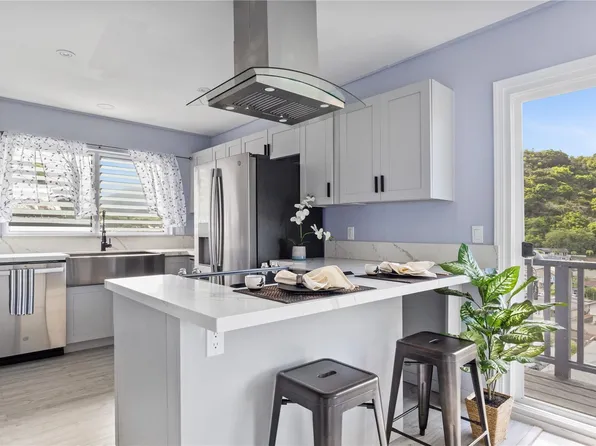 1583 Ala Lani St, Honolulu, HI 96819