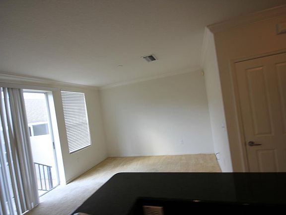 3rd image of 7303 S Saint Patrick St