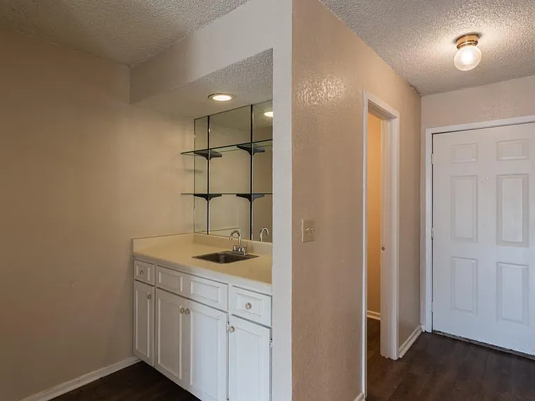 1602 Mill St #C — Photo 12