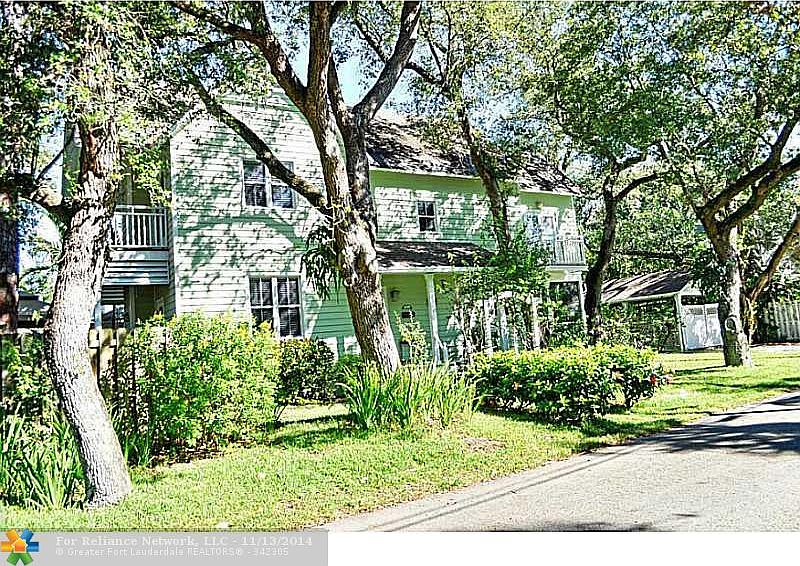 1st image of 440 SW 8th Ave
