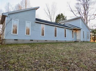 990 Irvin Farm Rd, Reidsville, NC 27320