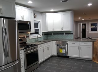 9 Beaumont Ct, Toms River, NJ