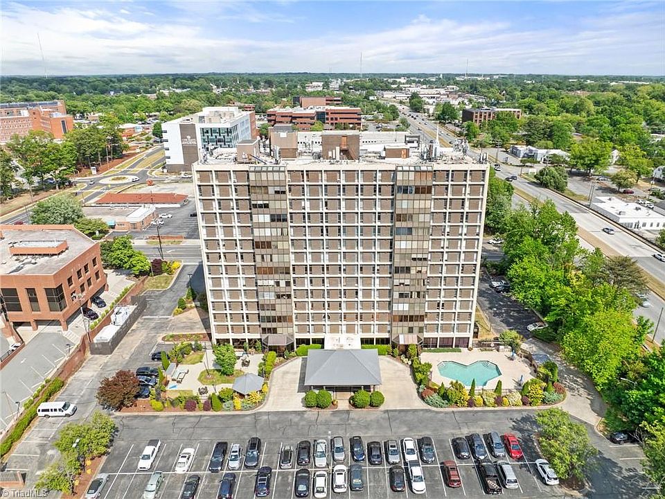 1st image of 1101 N Elm St Unit 206