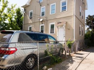 217 Amherst St, Providence, RI 02909