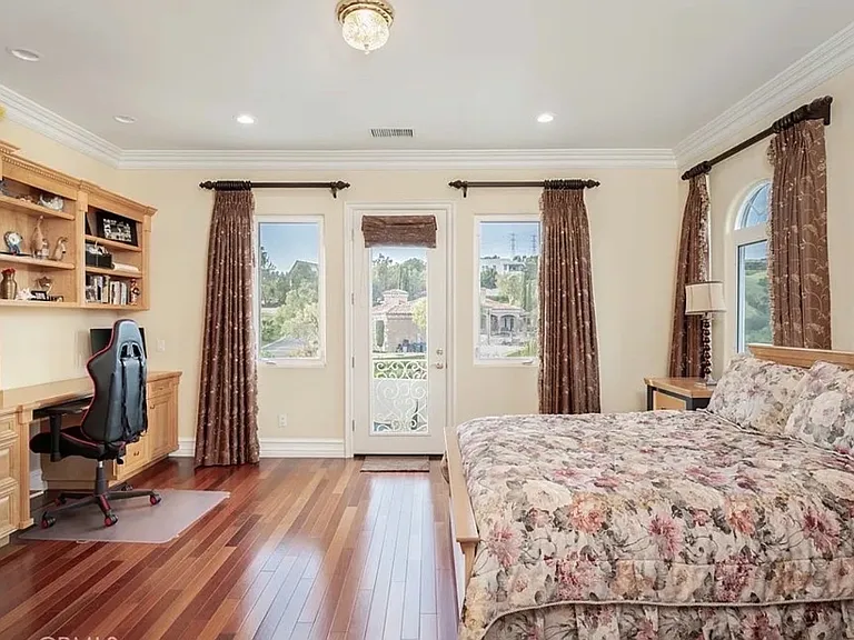 30702 Hilltop Way — Photo 20
