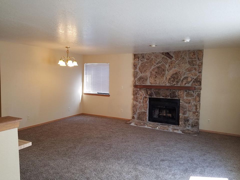 Living Room and Fireplace