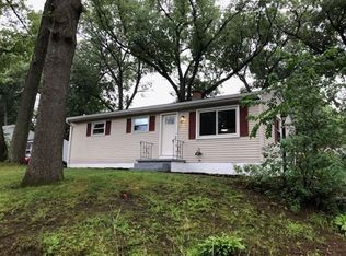 141 Regal St, Springfield, MA 01118