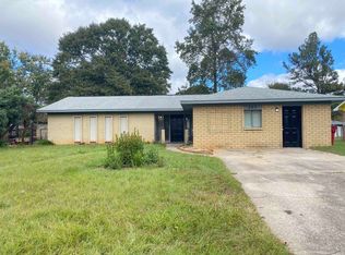 203 Montiego Ct, Centerville, GA 31028