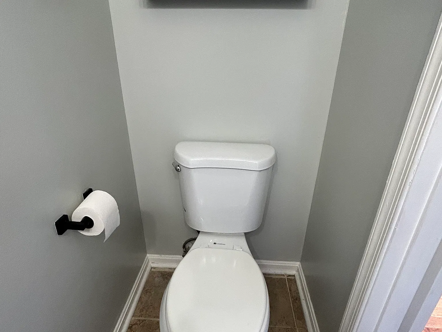 3 bed, 1.5 bath, 1200 sqft, $1,900 — Photo 3