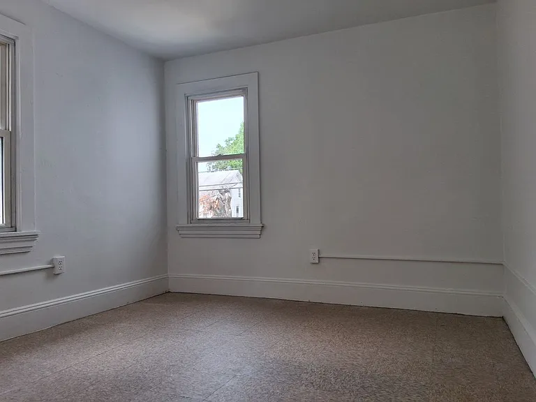 113 Church St — Photo 18