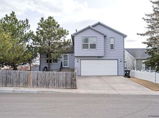 4807 Sullivan St, Cheyenne, WY 82009