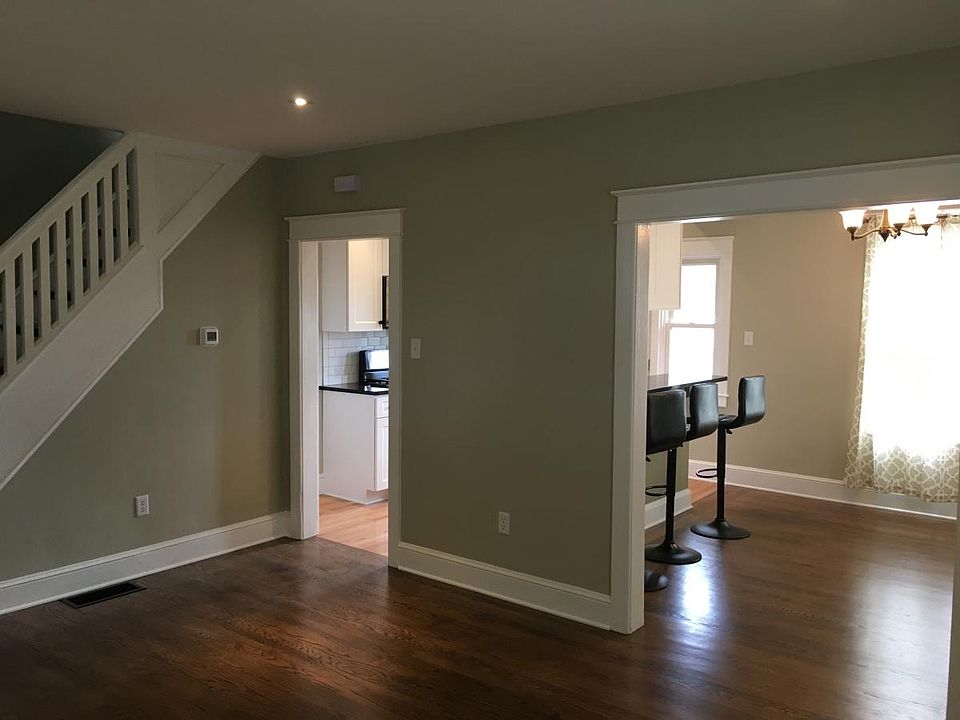 Living Room - recessed lighting