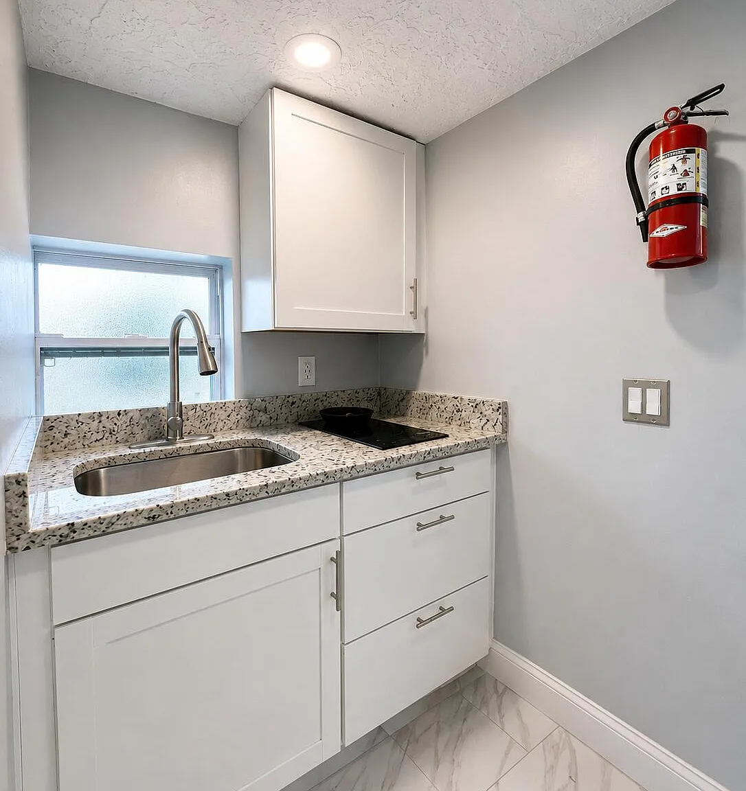 1 bed, 1.0 bath, 200 sqft, $1,000 — Photo 4