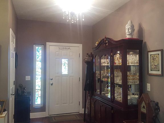 2nd image of 114 Peregrine Pl