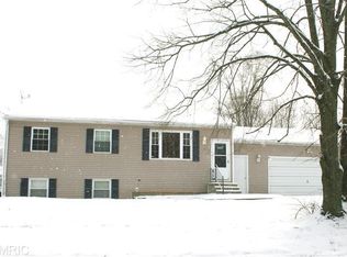 5827 Alten St, Portage, MI 49024