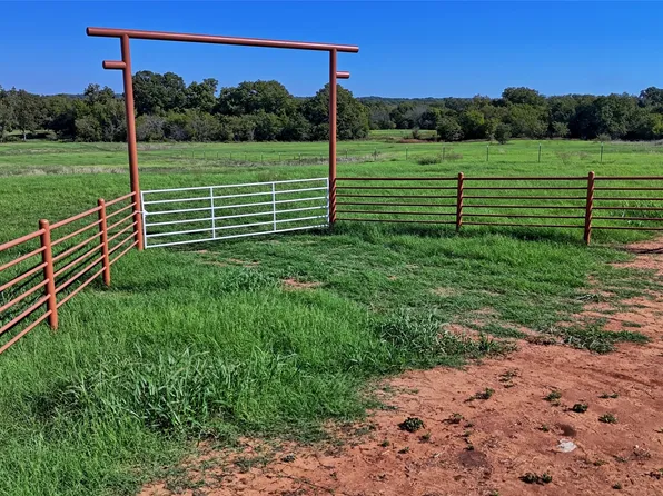 1600 Longbranch Rd, Nocona, TX 76255
