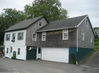 64 Fish St, Thomaston, ME 04861