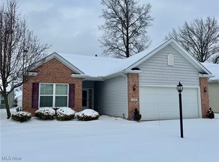 128 Richmond Ct, Elyria, OH