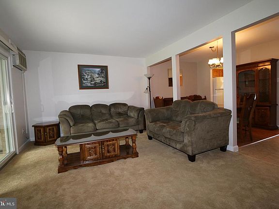 2nd image of 417 Bethlehem Ct
