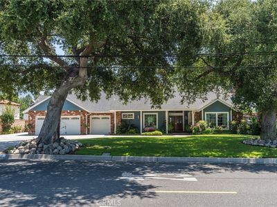 530 Bradbury Rd, Monrovia, CA, 91016