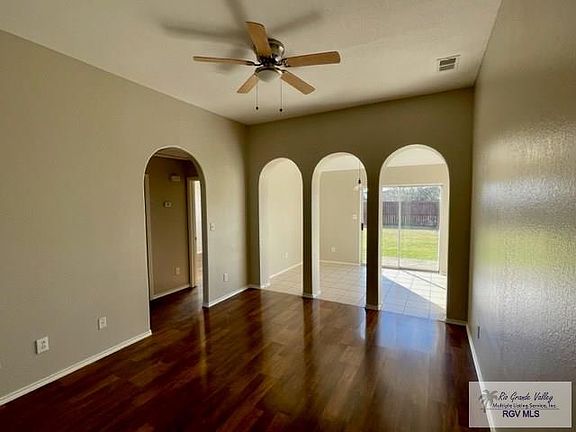 4th image of 2798 Pompeii St
