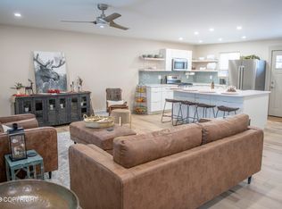 3536 E 17th Ave, Anchorage, AK 99508