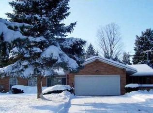 33 Jackson Road Ext, Penfield, NY 14526