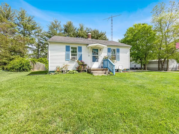 113 Welge Dr, Chester, IL 62233