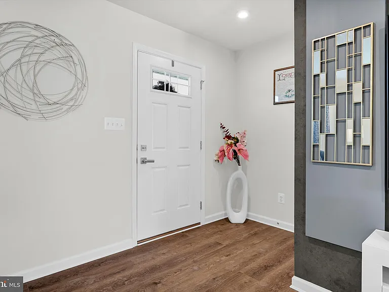 310 Creekside Dr — Photo 6