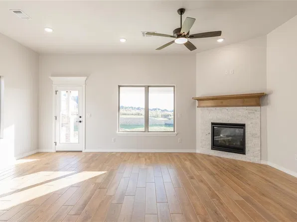 8316 Hazelwood Way, Edmond, OK 73034