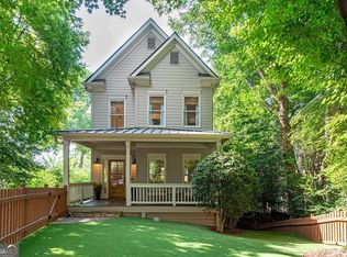 1064 Davis Cir NW, Atlanta, GA