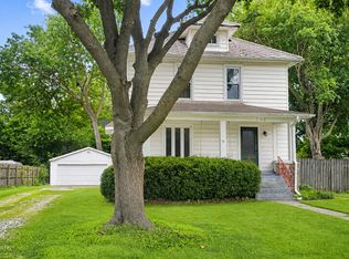 308 E Washington St, Ashkum, IL 60911