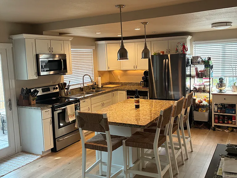 2954 Claudia Ct — Photo 3