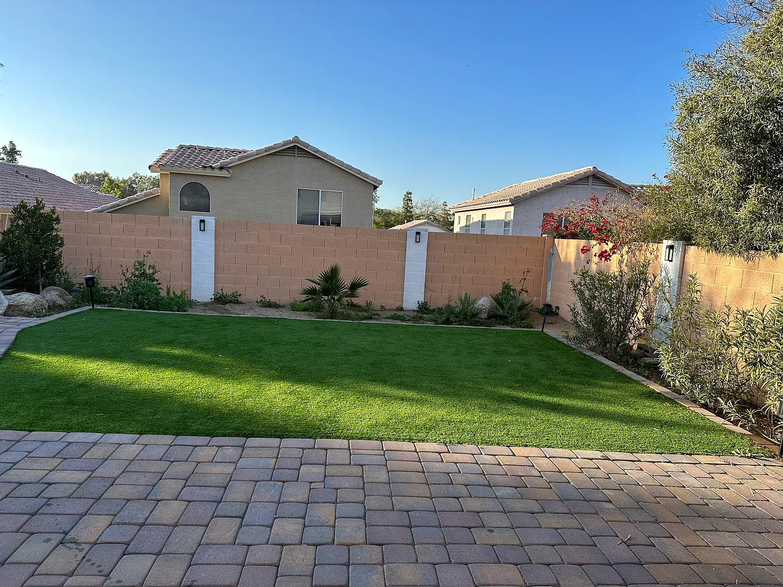3 bed, 2.5 bath, 1860 sqft, $2,630 — Photo 4
